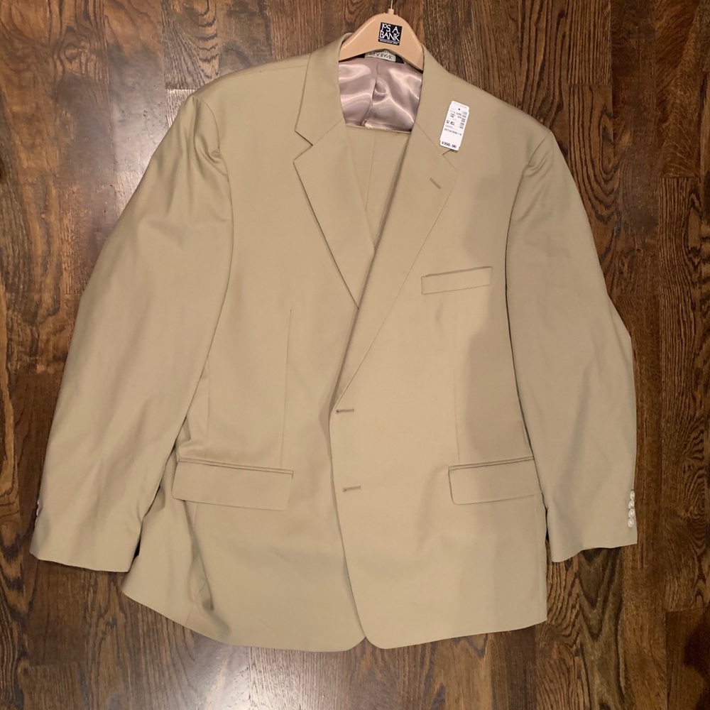 Men’s Big & Tall tan suit
